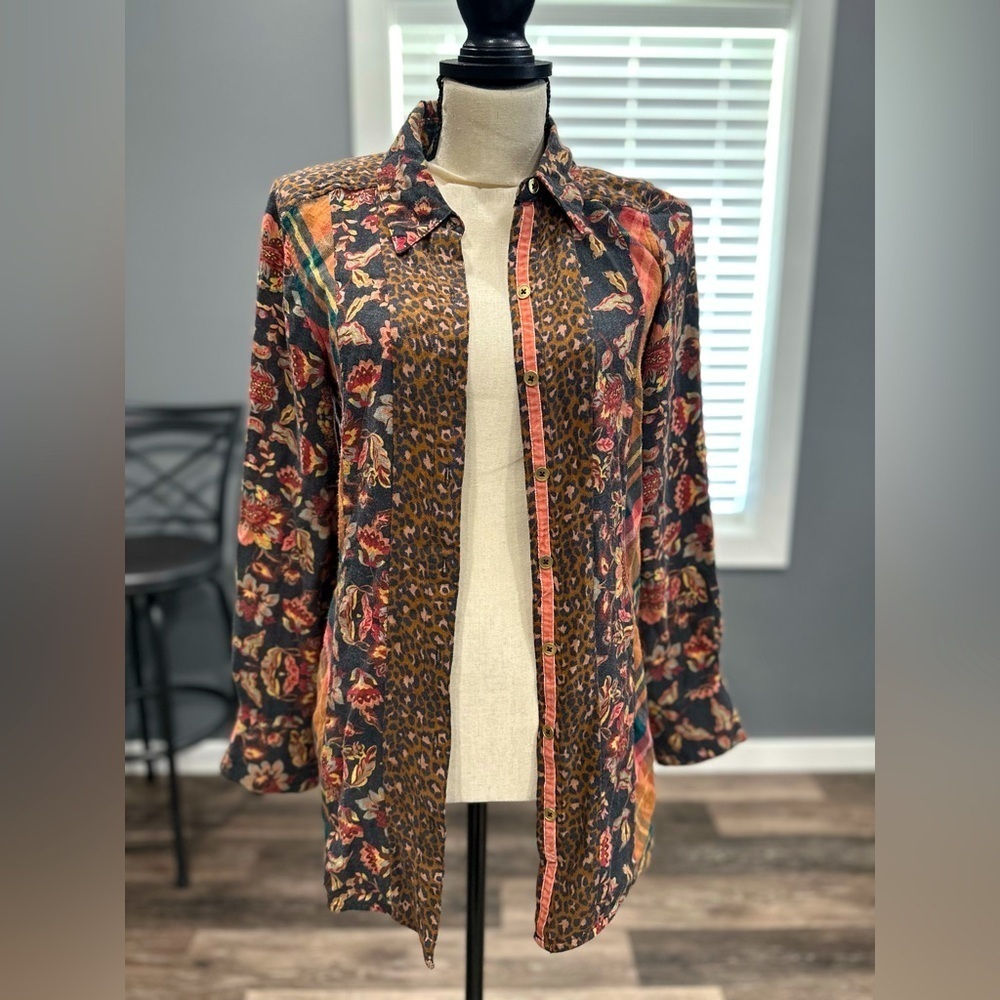 Soft Surroundings Icon Mixed Print Longsleeve  Button Down Tunic Top Size XS
